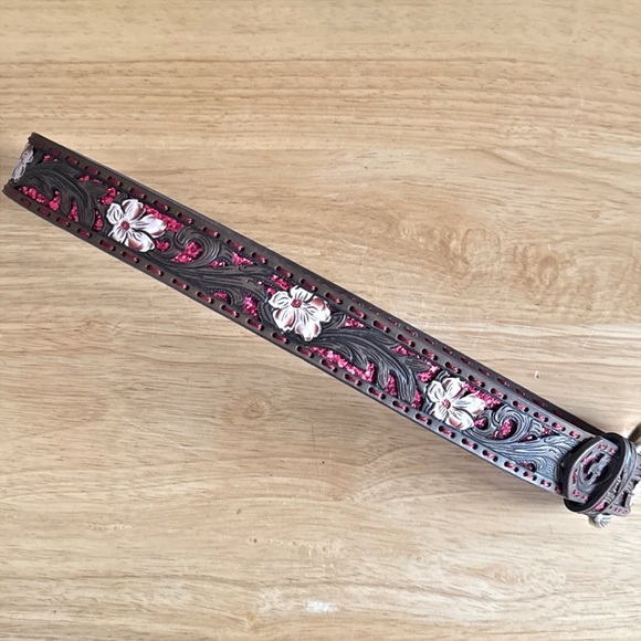 Shyanne Girls' Western Tooled Brown Leather Floral Glitter Underlay Belt Size 28 - Picture 7 of 14